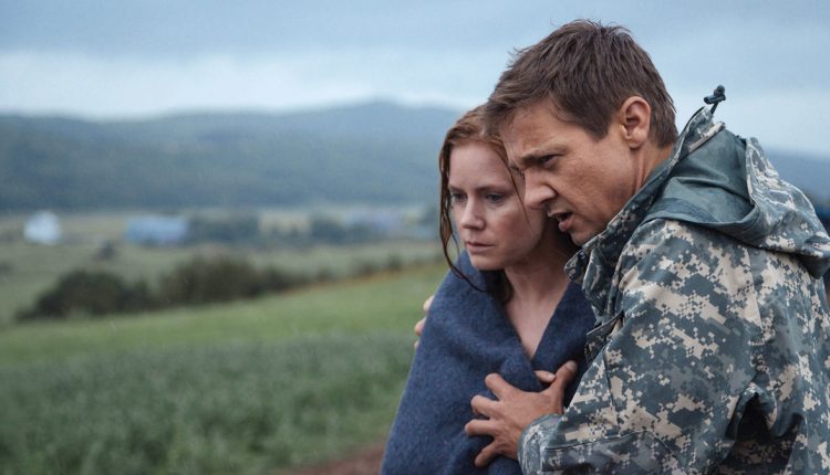 70 فیلم سینمای آمریکا از دهه 2000 به بعد که ارزش دو بار دیدن دارند - Arrival
